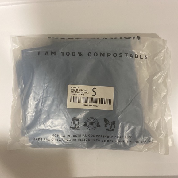 LAST CHANCE | Second Skin Ankle Length Leggings - Picture 5 of 5